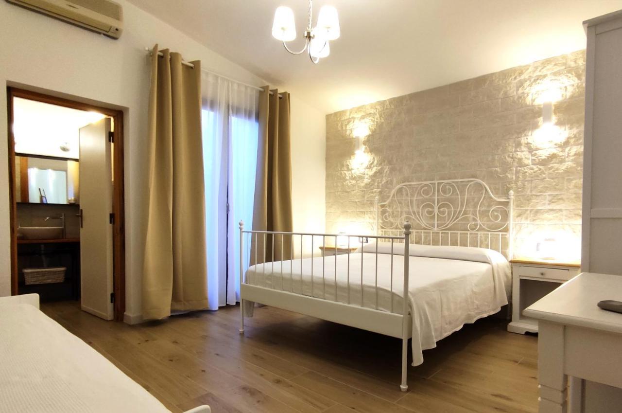 B&B Va' Pensiero Villasimius Ngoại thất bức ảnh