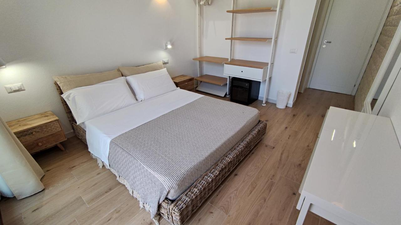 B&B Va' Pensiero Villasimius Ngoại thất bức ảnh